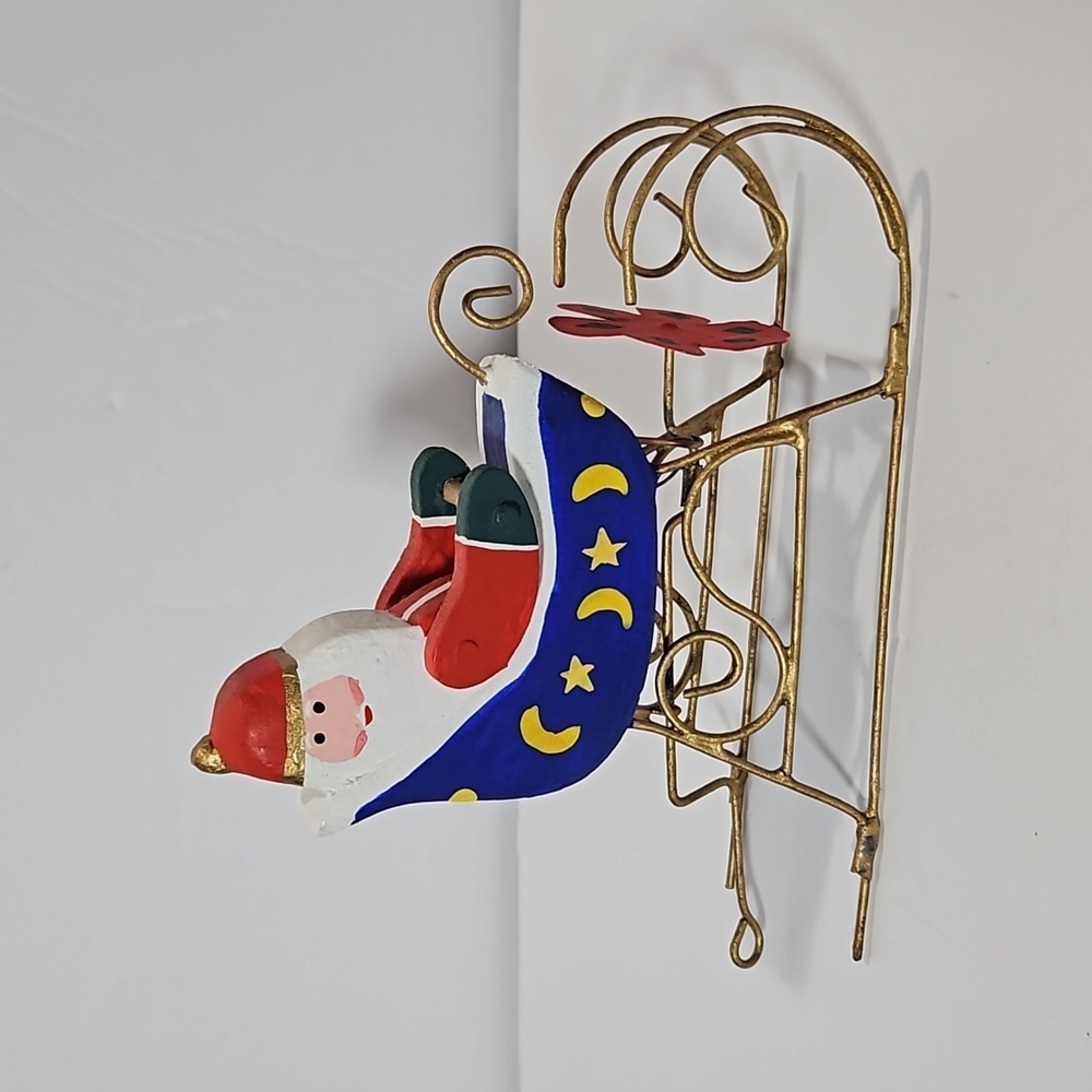 House of Lloyd Christmas Around the World VTG Self Propelled Santa Sleigh Gold
